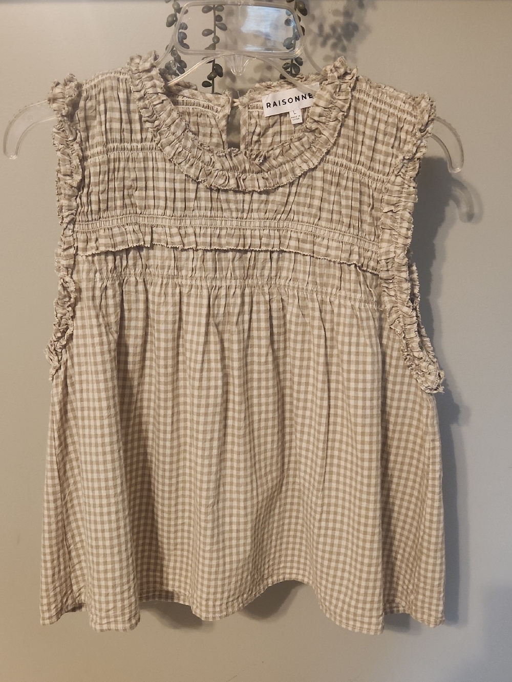 Raisonnel Sleeveless Gingham Ruffle Blouse - Beige & White